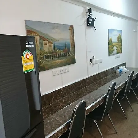 18Floor Condo Close To Mrtwith 2 Bedrooms In Hua Mak